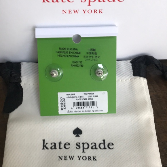 ♠️Kate Spade Cluster Stud Earrings♠️ - Picture 3 of 6
